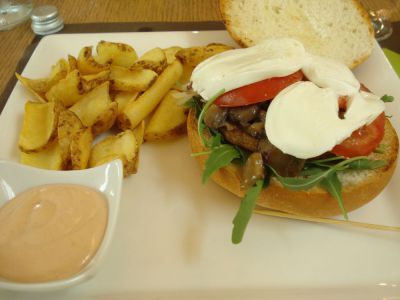K Eats   1 Vegetarischer Hamburger